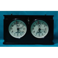 Шахматные часы механические "Янтарь" времени Ботвинника (вариант 1)